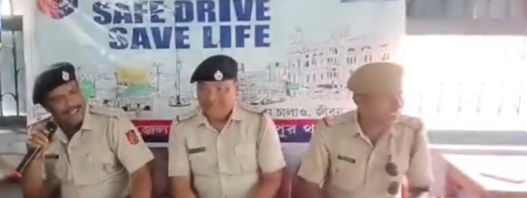 बोलपुर थाना पुलिस का सेफ ड्राइव सेव लाइफ कार्यक्रम 