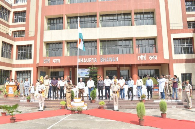 डीवीसी डीएसटीपीएस में 78वाँ स्वतंत्रता दिवस समारोह संपन्न