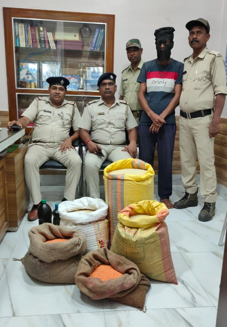 मेजिया थाने के आईसीडीएस केंद्र से चोरी हुई सामान बरामद