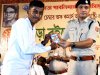 बांकुड़ा में मेधावी छात्रों को पुस्तक के लिए कूपन वितरण