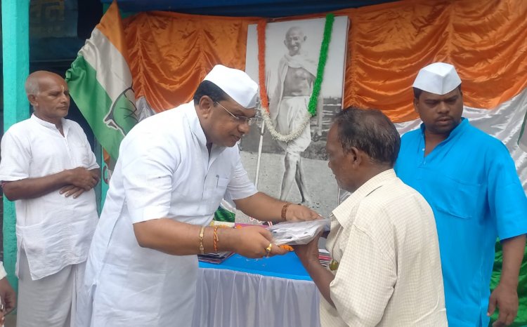 दुर्गापुर में कांग्रेस सेवा दल द्वारा महात्मा गांधी का जन्मदिन मनाया गया 