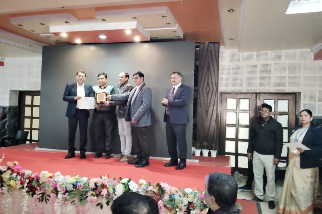 डीएसटीपीएस राजभाषा ललित पुरस्कार से सम्मानित 