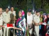 ईद के मौके पर कोकवोवन पुलिस स्टेशन की ओर से महिलाओं को नए कपड़े दिए गए