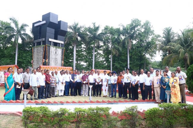 ईस्टर्न कोलफ़ील्डस लिमिटेड ने मनाया श्रमिक दिवस