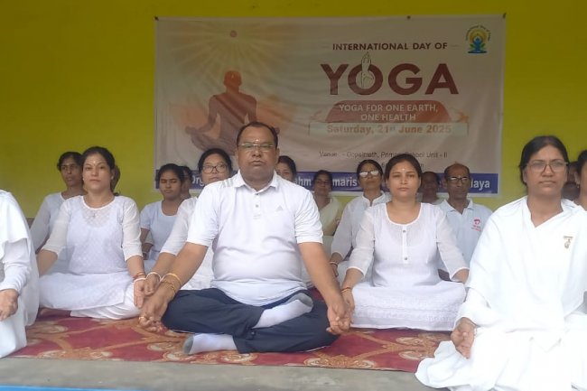 दुर्गापुर में योग दिवस पर ब्रह्मा कुमारी का आयोजन राजनेता तरुण राय ने की भागीदारी
