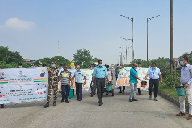 डीवीसी डीएसटीपीएस अंडाल में प्लॉग रन फिट इंडिया स्वच्छता फ्रीडम रन 6 का आयोजन