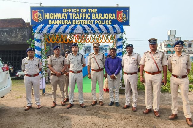 सड़क सुरक्षा और यातायात प्रबंधन के लिए बांकुड़ा जिला पुलिस की नई पहल