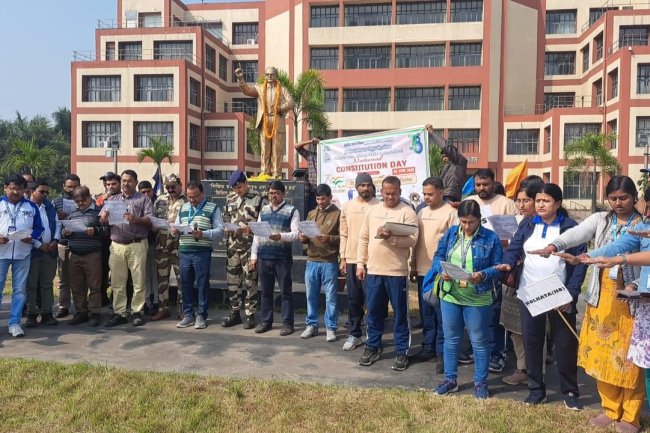 संविधान दिवस के अवसर पर DVC DSTPS में भारतीय संविधान के अंगीकरण के 75 वर्ष पूर्ण होने पर समारोह का आयोजन