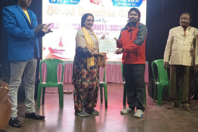 सुरमई शाम में बही परोपकार की धारा दुर्गापुर में म्यूजिकल एसोसिएशन का सफल रक्तदान शिविर