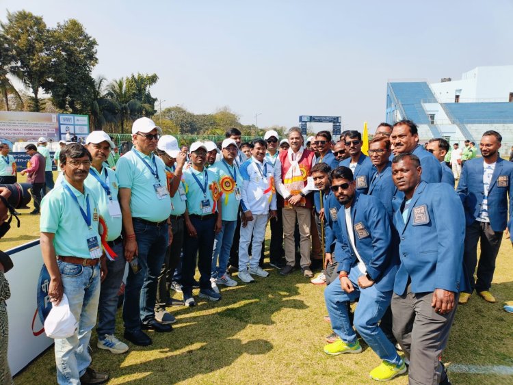 शहीद भगत सिंह स्टेडियम दुर्गापुर में डीवीसी द्वारा आयोजित 8वीं अंतर केंद्रीय विद्युत क्षेत्र उपक्रम फुटबॉल प्रतियोगिता 2026 का भव्य शुभारंभ