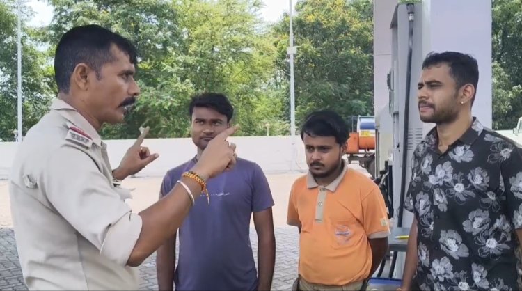 आसनसोल दुर्गापुर में पुलिस की बड़ी कार्रवाई मुचिपाड़ा ट्रैफिक गार्ड ने नियमों की अनदेखी करने वालों पर कसा शिकंजा